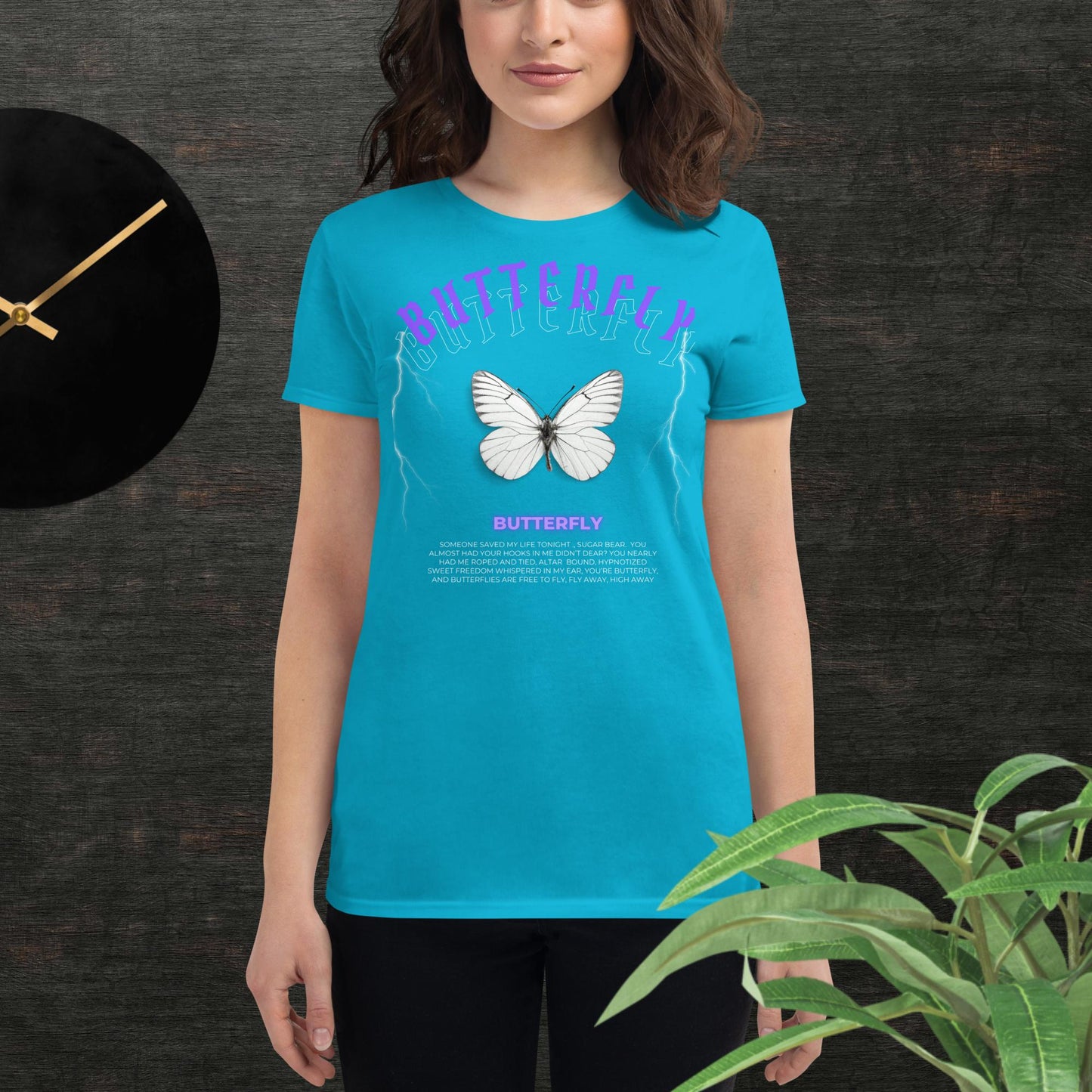 Women's short sleeve t-shirt